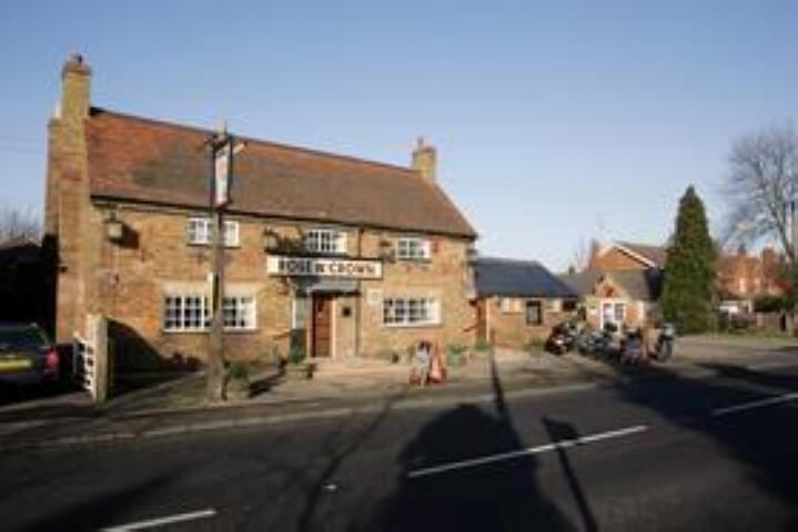 Rose And Crown, Ridgmont