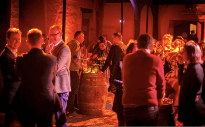 Hampton Court Palace hosts modern day Tudor Tavern event