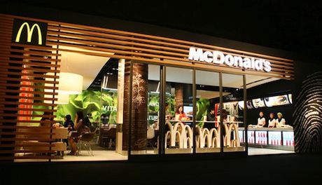 McDonalds sees sales rise by 4%