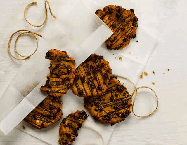 Peanut & Chocolate Cookies