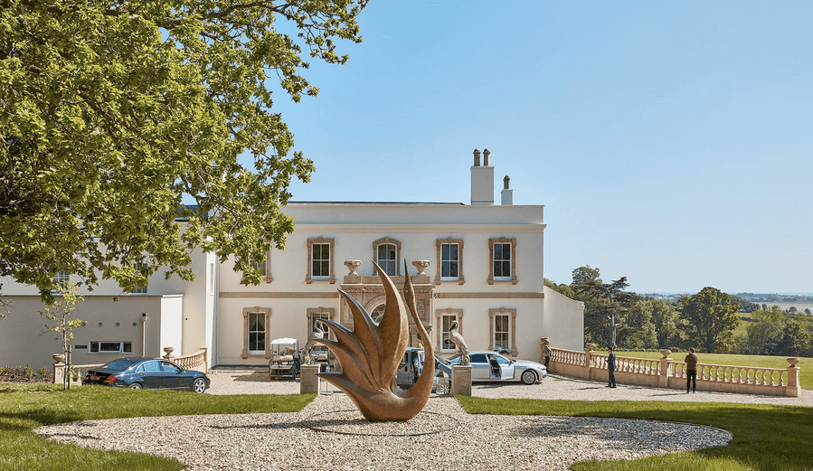 Lympstone Manor to plant vineyard a year after opening