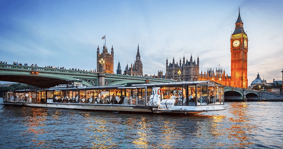 Bateaux London scoops top tourism award