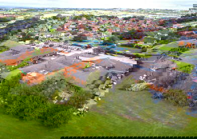 Derbyshire Holiday Inn comes to market